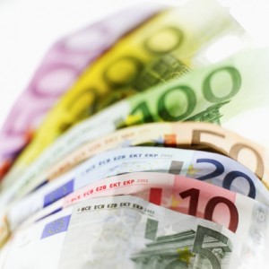 quanto-pesa-un-uno-una-banconota-da-500-euro
